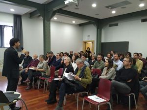 Primer encuentro con los equipos premiados